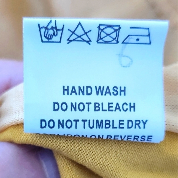 Maner womens gold sequin tank top size X-Large - Picture 6 of 9